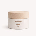 Bild in Galerie-Betrachter laden, Rejuvenate and Refine - Vitamin A Creme | MedandSkin