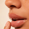 Bild in Galerie-Betrachter laden, Soothe and Soften - Vitamin E Lippenpflege | MedandSkin